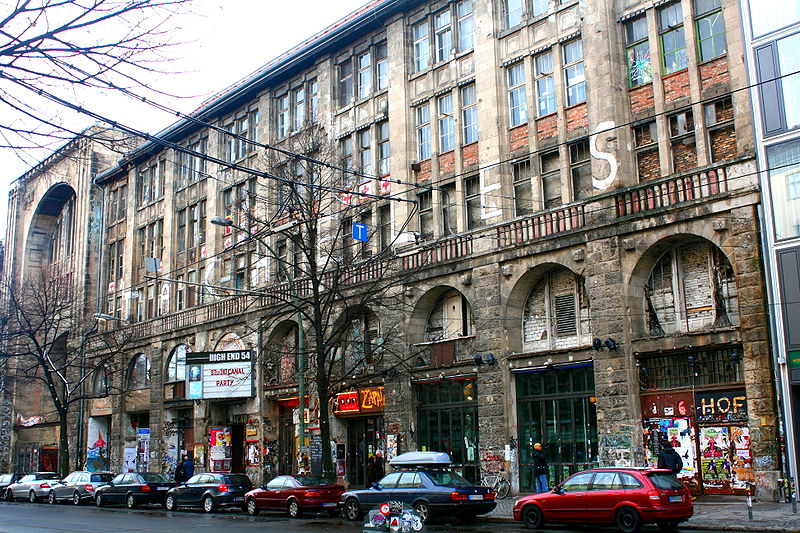 Kunsthaus Tacheles w Berlinie, źródło: wikipedia