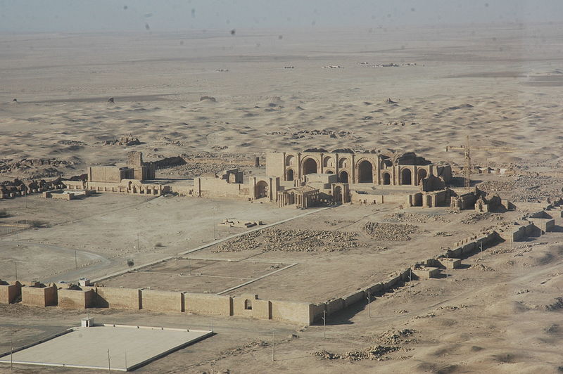 Widok na Hatrę, zdjęcie wykonane w 2007 roku, źródło: Wikipedia